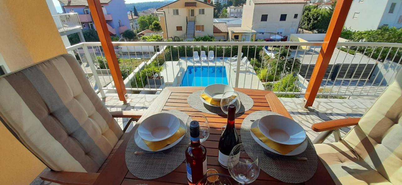 Apartment With Heated Pool, Villa Regina Póla Kültér fotó